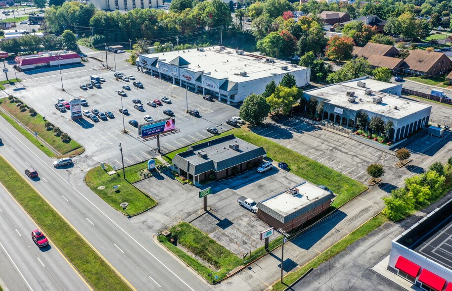 More Photos Of 4102 Electric Rd, Roanoke Freestanding For Sale
