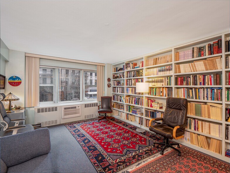 Primary Photo Of 167 E 67th St, New York Apartments For Sale