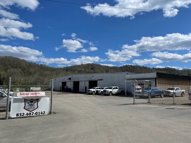 More Photos Of 54382 National Rd, Bridgeport Warehouse For Lease