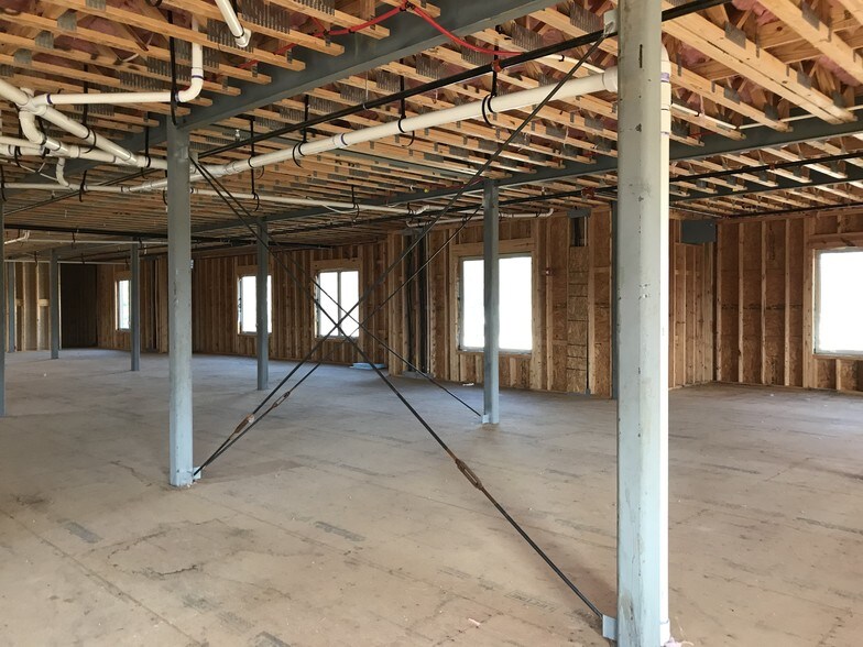 More Photos Of 7724 Raeford Rd, Fayetteville Medical For Lease