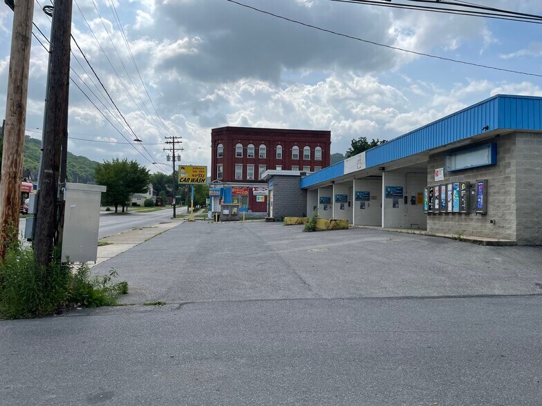 More Photos Of 105 Ohio St, Johnstown Carwash For Sale