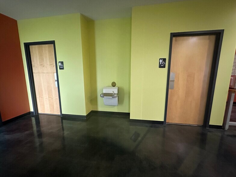 More Photos Of 10 Strecker Rd, Ellisville Coworking Space