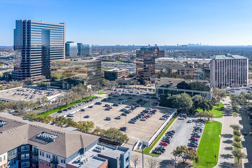 More Photos Of 4835 Lyndon B Johnson Fwy, Dallas Office For Lease