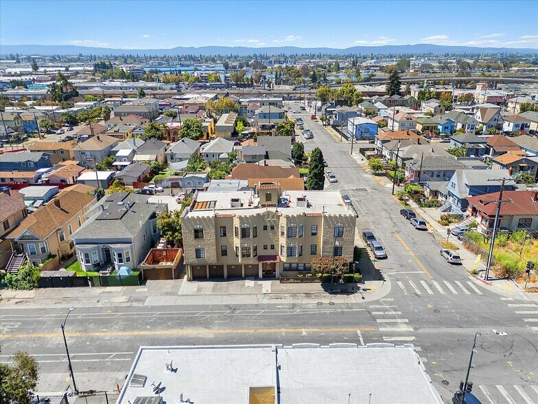 More Photos Of 1905 Foothill Blvd, Oakland Apartments For Sale