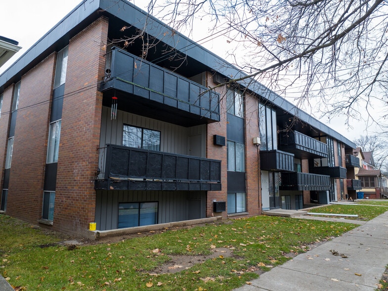 More Photos Of 814-816 W Walnut St, Kalamazoo Apartments For Sale