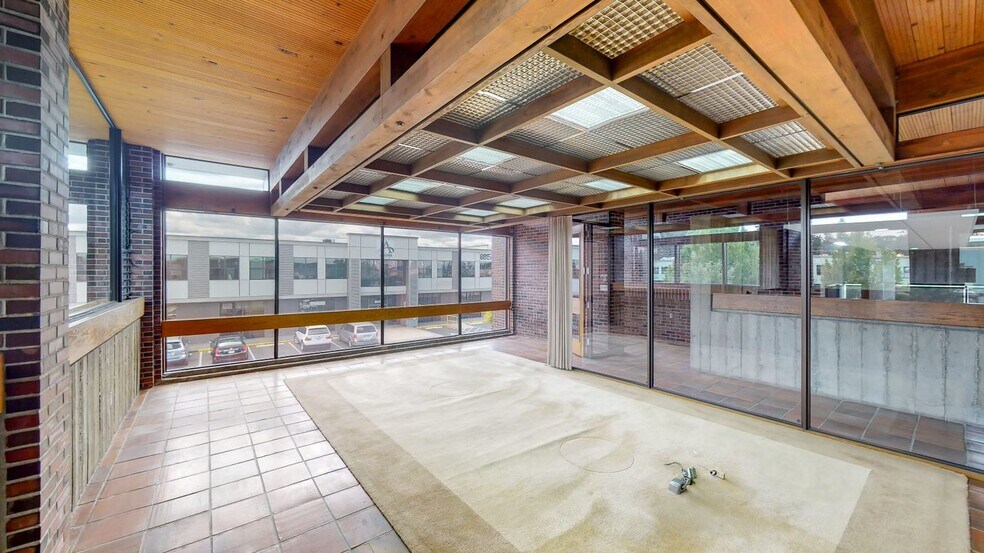 More Photos Of 8801 S Tacoma Way, Tacoma Freestanding For Sale