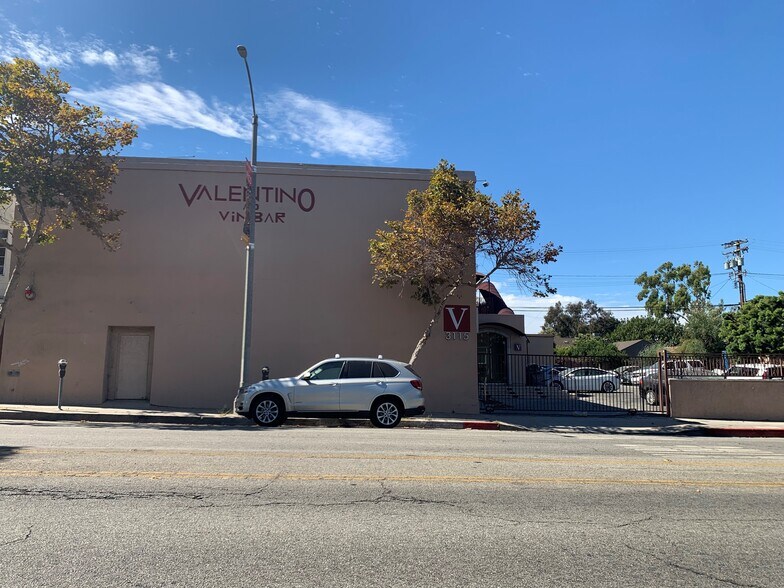 More Photos Of 3115 Pico Blvd, Santa Monica Restaurant For Lease