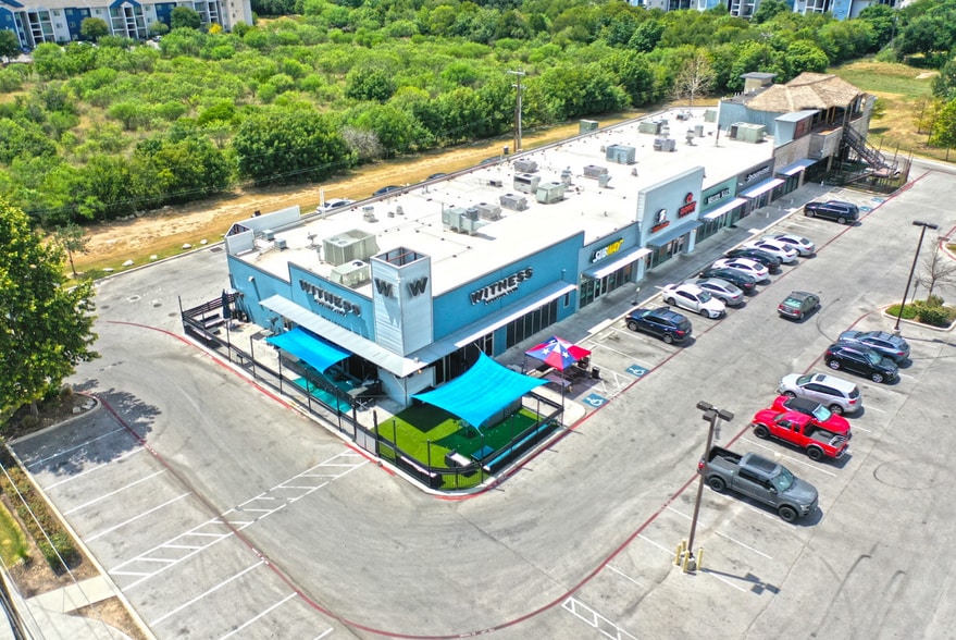 More Photos Of 7280 UTSA Blvd, San Antonio Freestanding For Lease