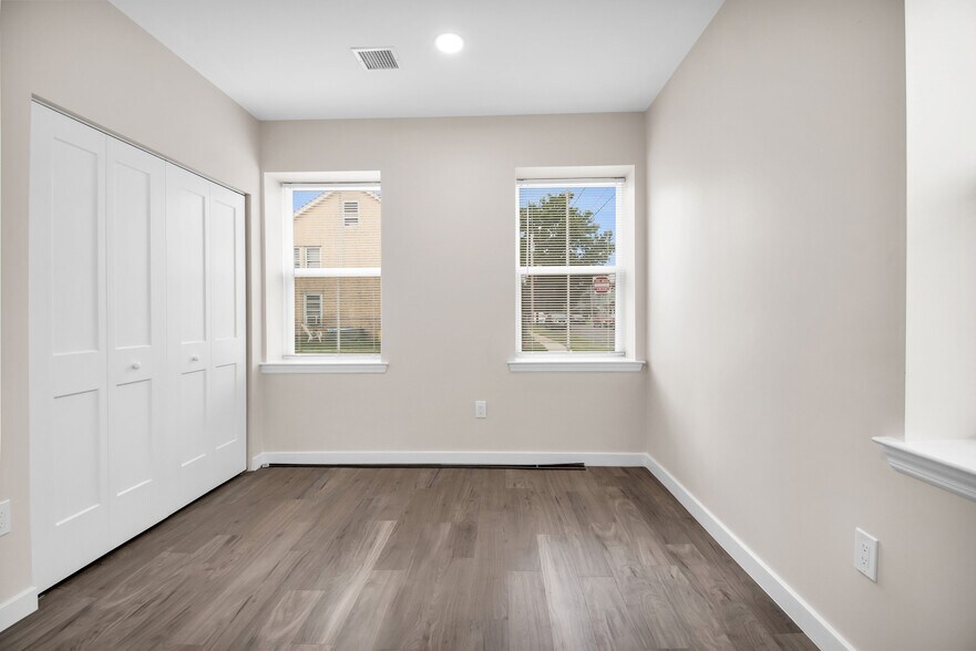 More Photos Of 202 Foundry St, Florence Apartments For Sale