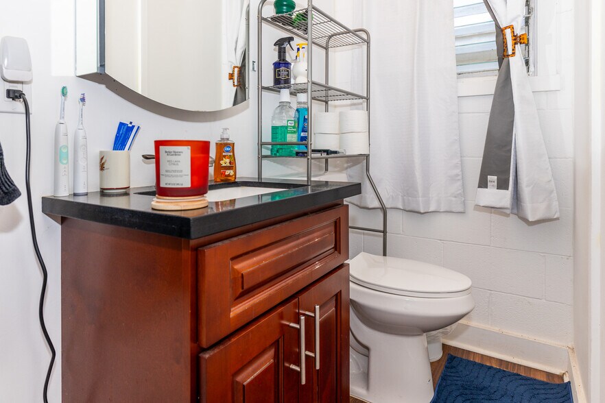 More Photos Of 231 Lehua St, Wahiawa Multifamily For Sale