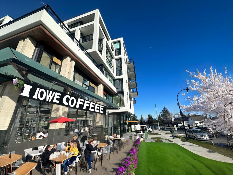 More Photos Of 1526 Finlay St, White Rock Apartments For Sale