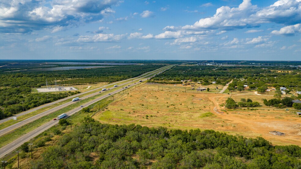 More Photos Of 175 County Road 1151, Pearsall Land For Sale