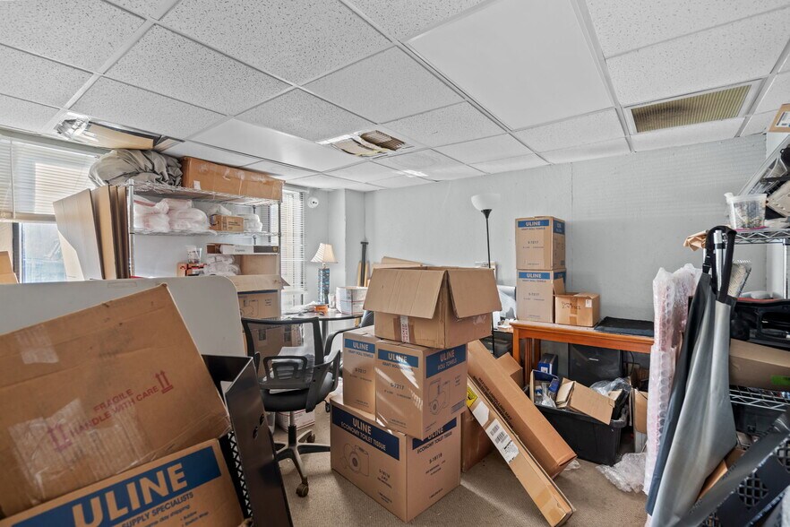 More Photos Of 4704 N College Rd, Castle Hayne Warehouse For Lease