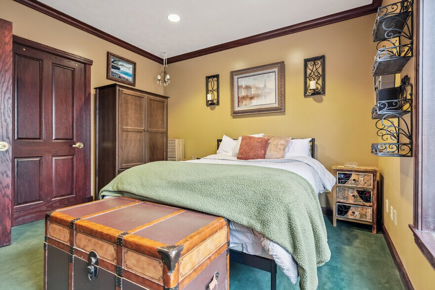 More Photos Of 126 W Streetsboro St, Hudson Office For Sale