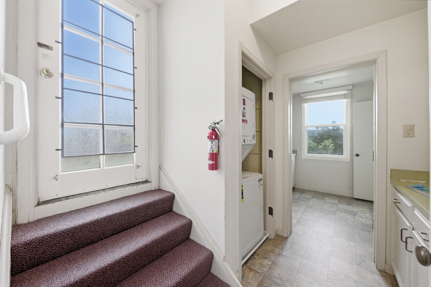 More Photos Of 3900 Balboa St, San Francisco Religious Facility For Sale
