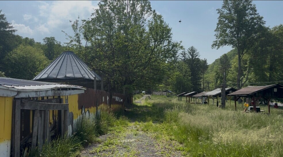 More Photos Of 10105 Cottage Inn Ln NE, Cumberland Lodge Meeting Hall For Sale