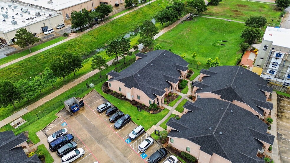 More Photos Of 1810 Snake River Rd, Katy Medical For Sale