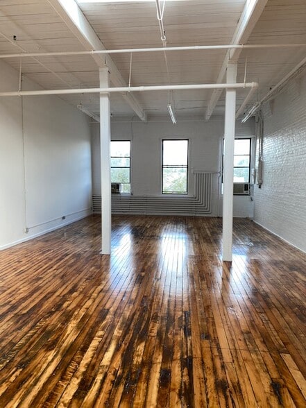 More Photos Of 168 Irving Ave, Port Chester Light Manufacturing For Lease