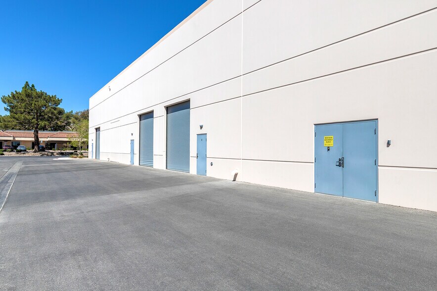 More Photos Of 2960 E SUNSET Rd, Las Vegas Warehouse For Sale