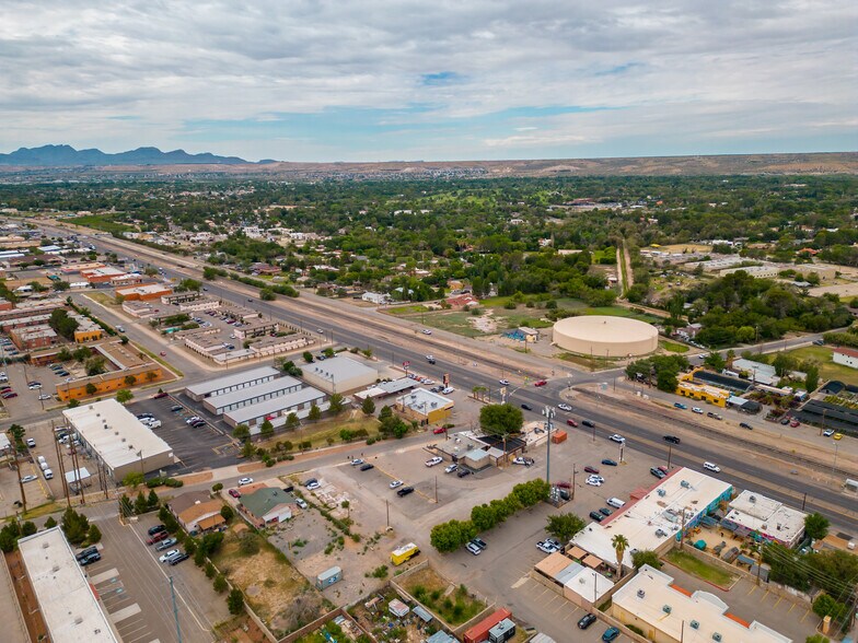 More Photos Of 5200 Doniphan Dr, El Paso Bar For Sale