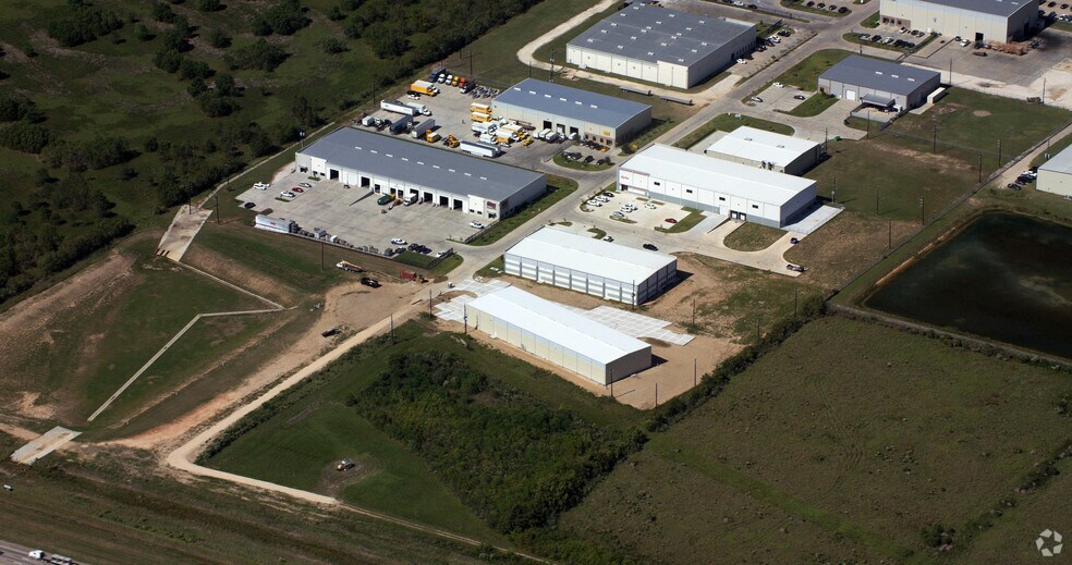 More Photos Of 500 Stonegate Dr, Katy Manufacturing For Lease