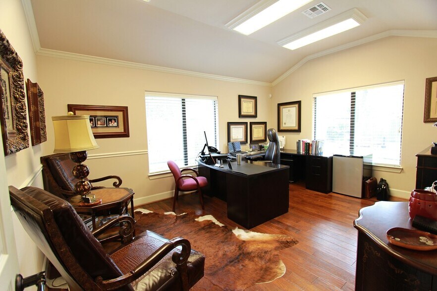 More Photos Of , Richmond Office For Sale