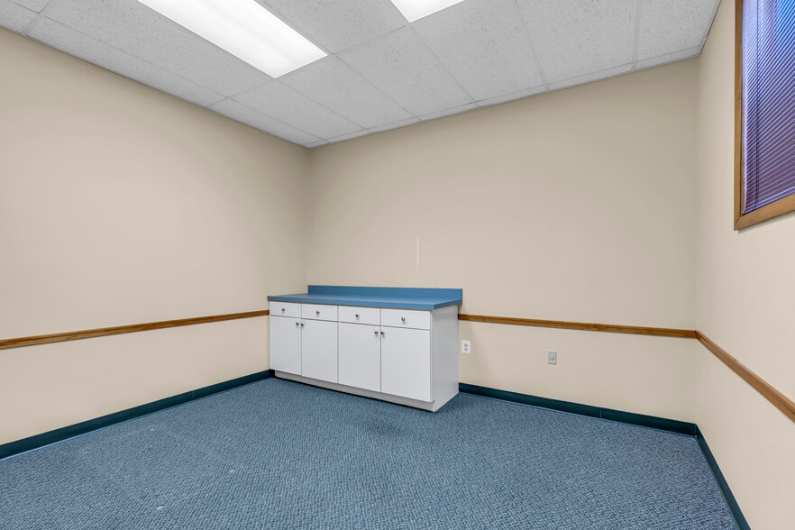 More Photos Of 2130 Highway 35, Sea Girt Medical For Sale