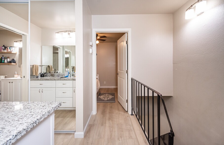 More Photos Of 811 Brown St, Martinez Apartments For Sale