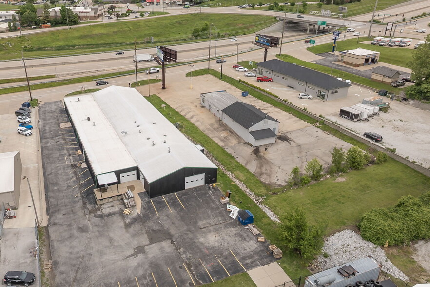 More Photos Of 4516 S St Peters Pky, Saint Charles Auto Dealership For Sale