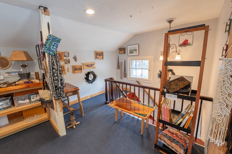 More Photos Of 172 N Main St, Northville Freestanding For Sale