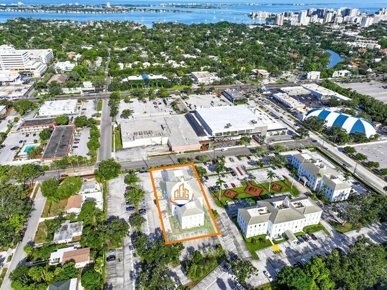 More Photos Of 1219 S East Ave, Sarasota Medical For Lease