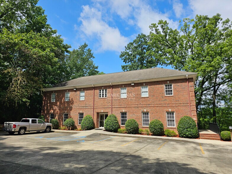 More Photos Of 3605 Cahaba Beach Rd, Birmingham Office For Sale