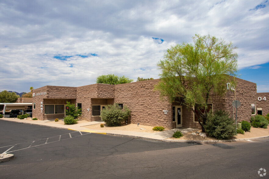 Primary Photo Of 1702 W Anklam Rd, Tucson Medical For Sale