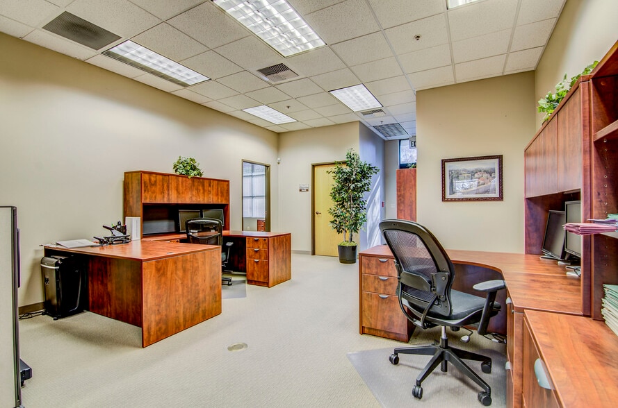 More Photos Of 8780 Auburn Folsom Rd, Granite Bay Serviced Offices For Sale