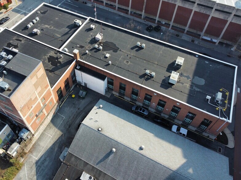 More Photos Of 202 N Duke St, Lancaster Office For Sale