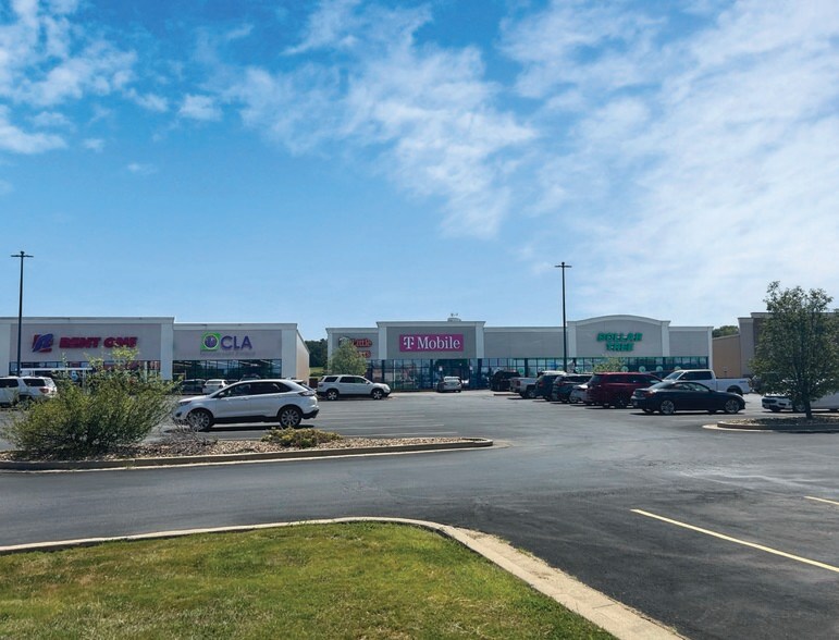More Photos Of 306-316 Park Ridge Rd, Sullivan Storefront For Lease