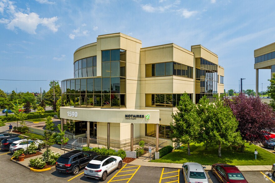 More Photos Of 1550 Rue Ampère, Boucherville Unknown For Lease