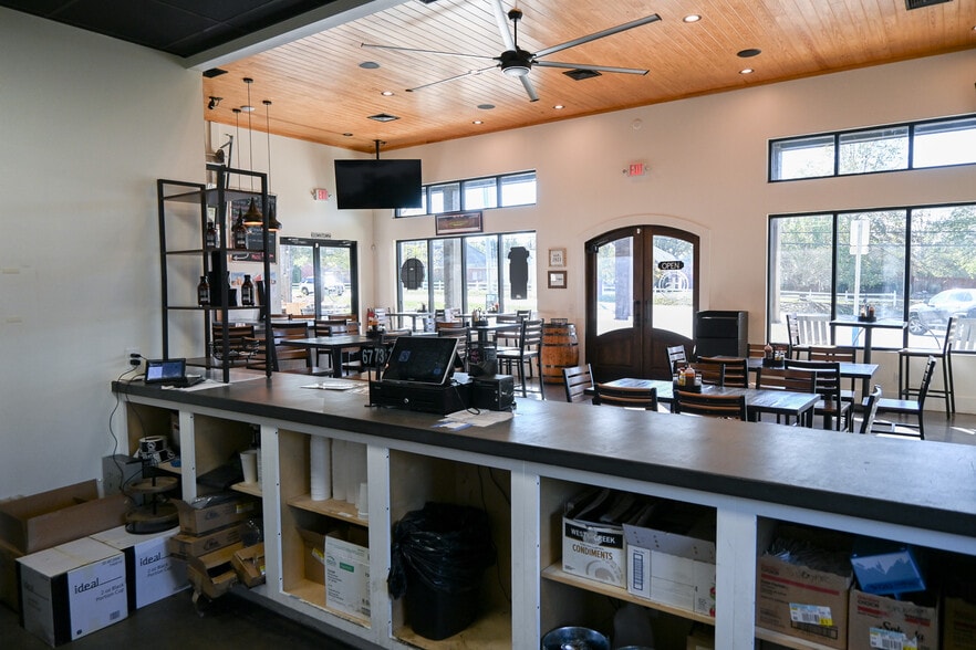 More Photos Of 1947 Blake Bottom Rd NW, Huntsville Restaurant For Sale