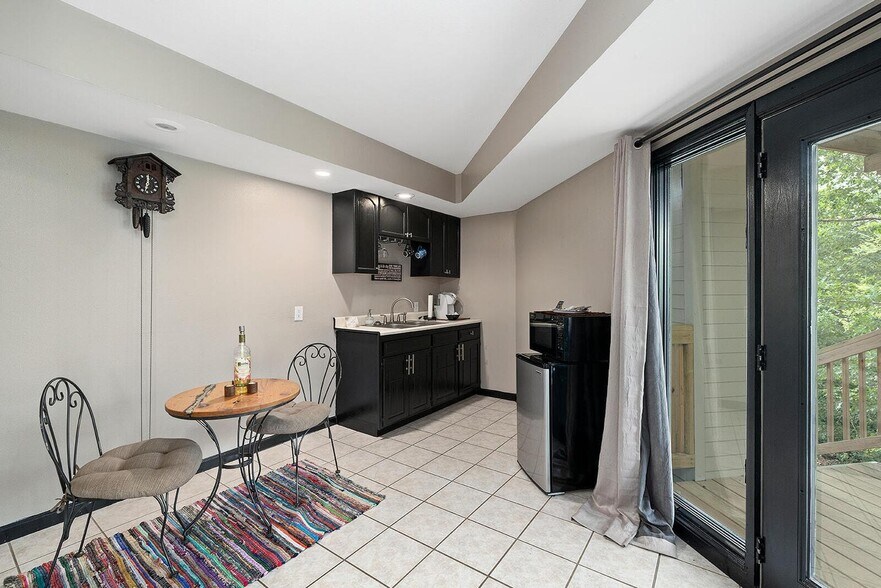 More Photos Of 381 W Guin Rd, Nixa Lodge Meeting Hall For Sale