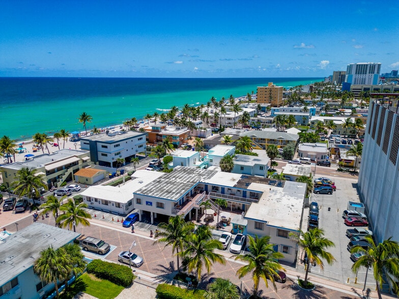 More Photos Of 322 Nevada St, Hollywood Hotel For Sale