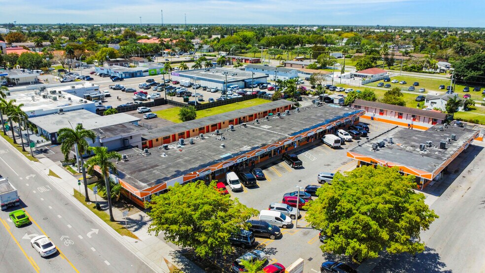 More Photos Of 854 N Krome Ave, Homestead Drugstore For Sale