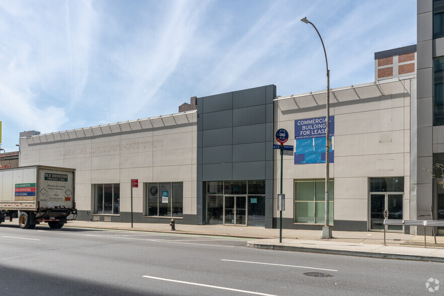 Primary Photo Of 627 11th Ave, New York Auto Dealership For Lease