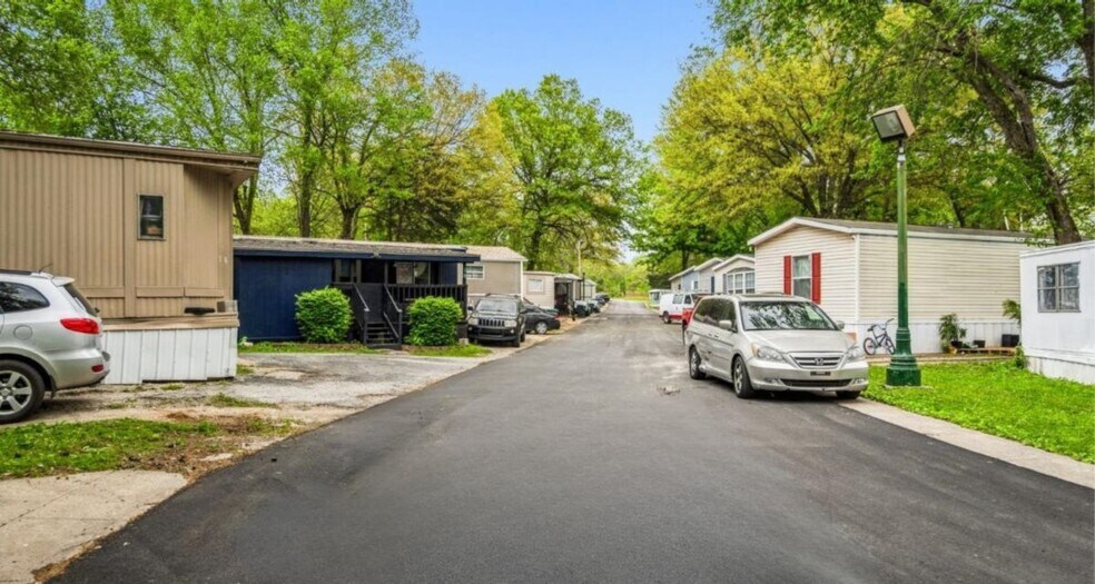 More Photos Of 5940 State Ave, Kansas City Manufactured Housing Mobile Home Park For Sale
