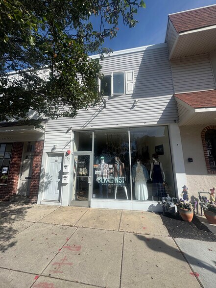 Primary Photo Of 707 West Ave, Jenkintown Storefront Retail Residential For Lease