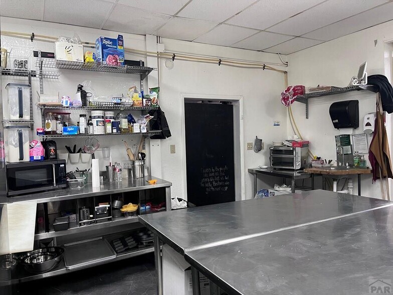 More Photos Of 307 Colorado Ave, La Junta Office For Sale