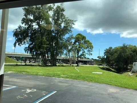 More Photos Of 7490 N 36th St, Pinellas Park Loft Creative Space For Lease