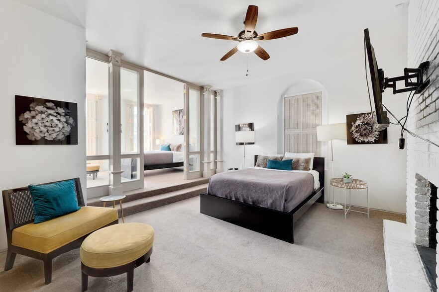 More Photos Of 410 E 6th St, Austin Loft Creative Space For Lease