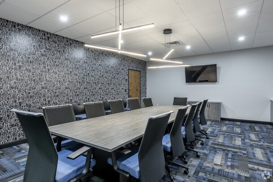 More Photos Of 800 Kinderkamack Rd, Oradell Office For Lease