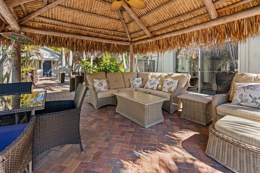 More Photos Of 4330 Bonita Beach Rd, Bonita Springs Hotel For Sale