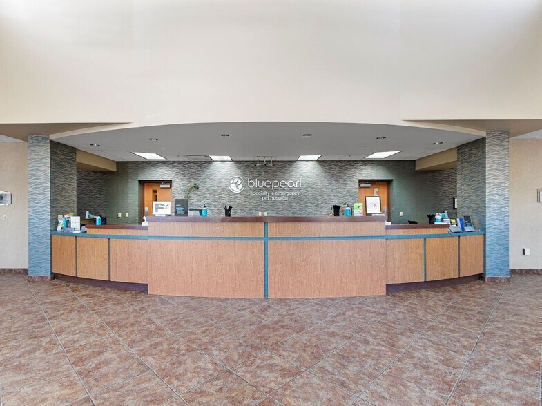 More Photos Of 4706 New Horizons Blvd, Appleton Medical For Sale